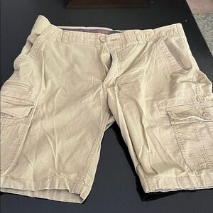 Men's Beige Cargo Shorts
